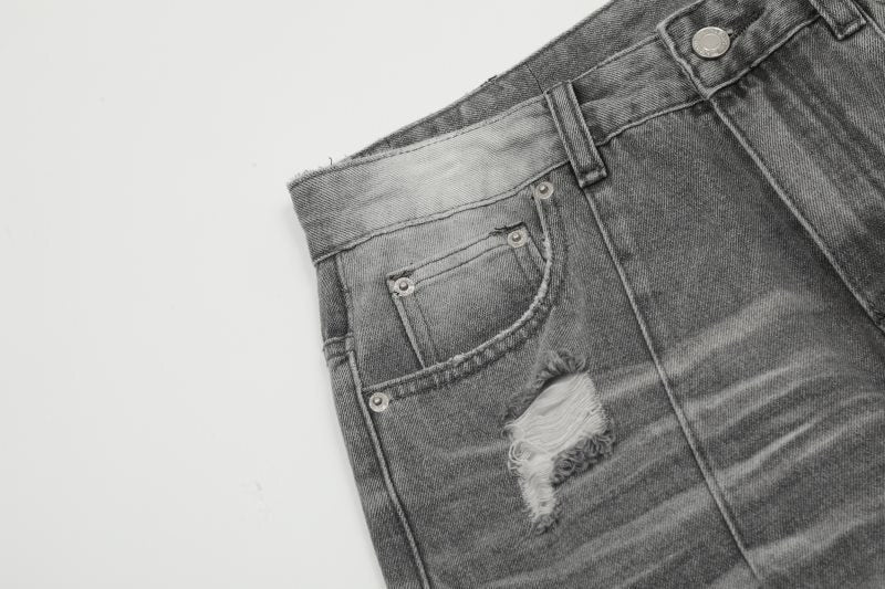 Ghost Baggy Jeans
