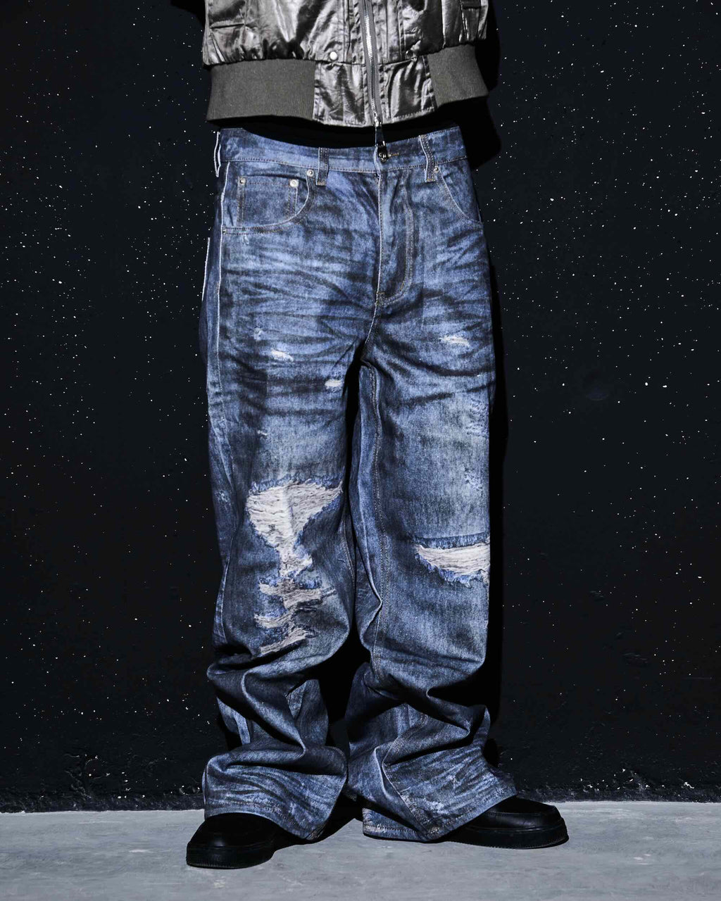 Illusion Ripped Baggy Jeans