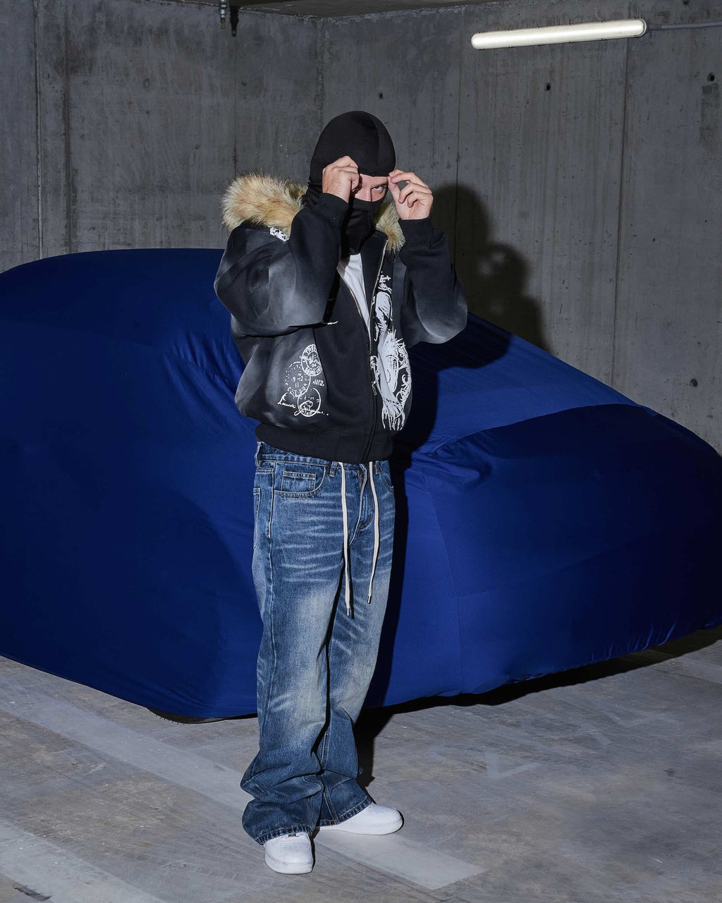 Laced Baggy Jeans