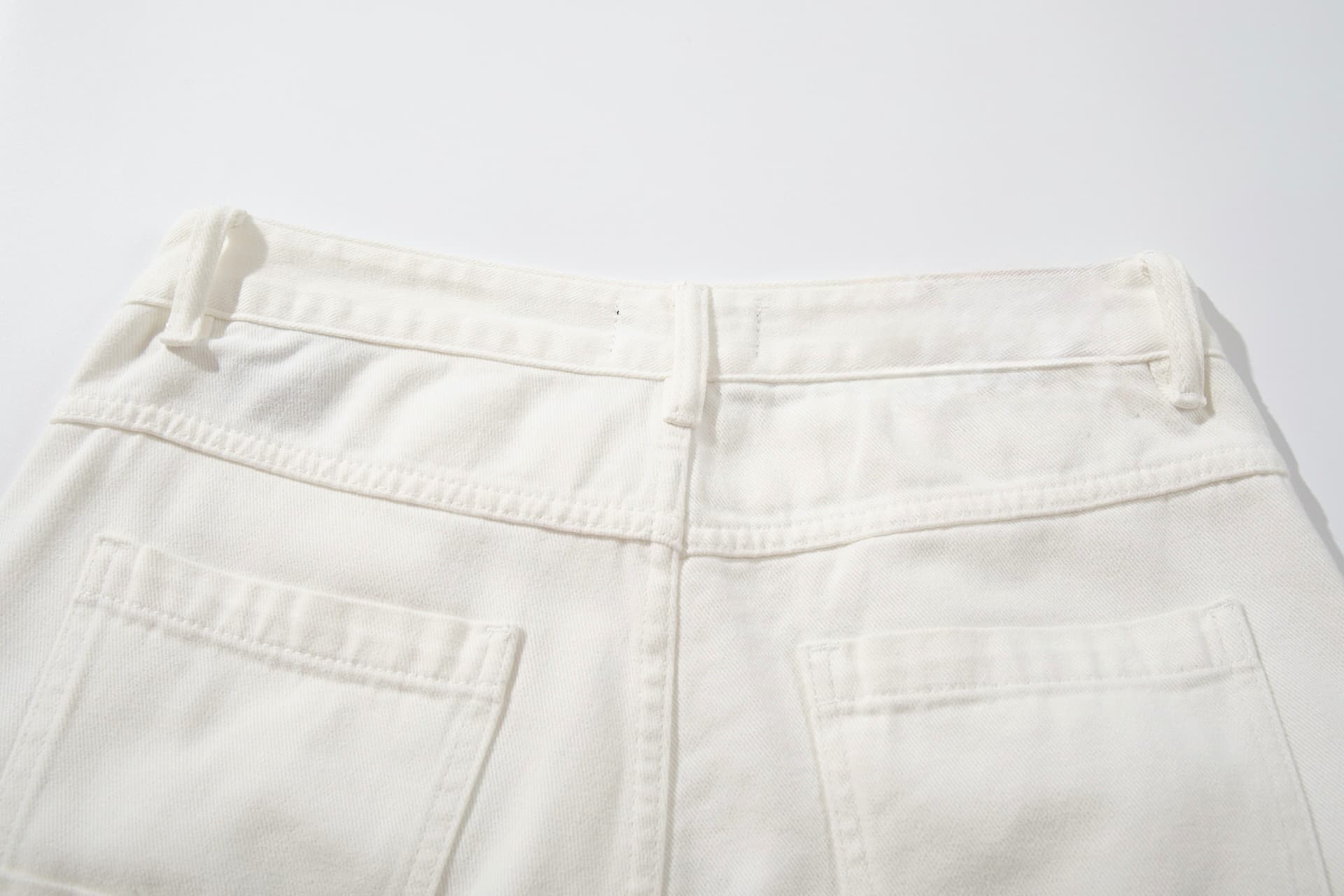 All White Baggy Jeans